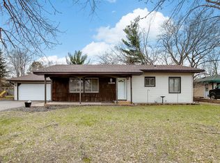 11908 Zion St NW, Coon Rapids, MN 55433
