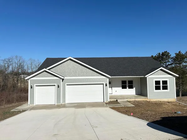2870 Corbin Dr, Zanesville, OH 43701