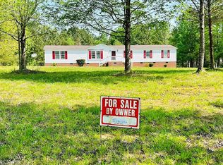 1975 Union Woods Dr, Brodnax, VA 23920