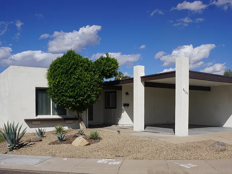 2725 S Azalea Dr — Photo 2
