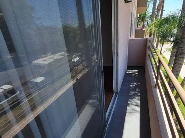 COLLINS, 11459 Collins St APT 201, North Hollywood, CA 91601