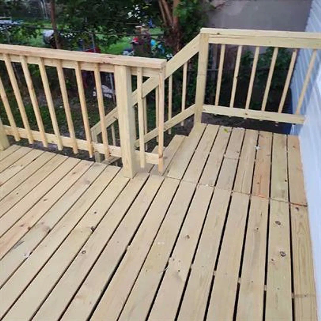 Updated, 2 BR, 1 BA home with fenced yard, deck, stove and refrigerator! 1004 Euclid Ave, Louisvi... — Photo 2