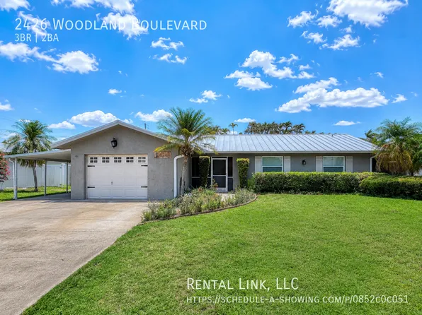 2426 Woodland Blvd, Fort Myers, FL 33907