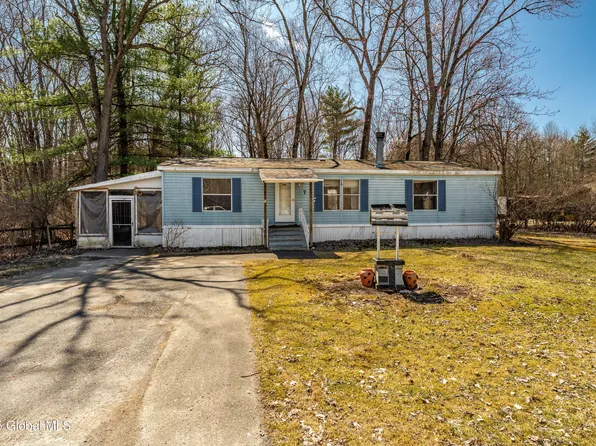 7 Oak Avenue, Malta, NY 12020