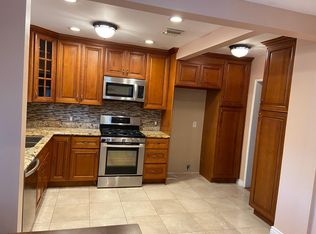 2128 N Pepper St, Burbank, CA