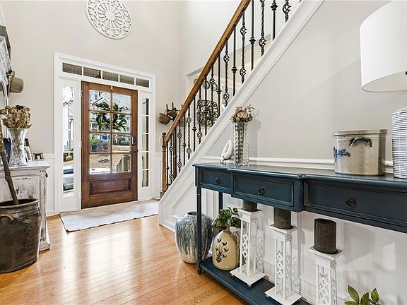 5th image of 1122 Flagstone Way