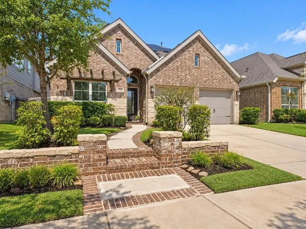 19418 Blueberry Cedar Dr, Cypress, TX 77433