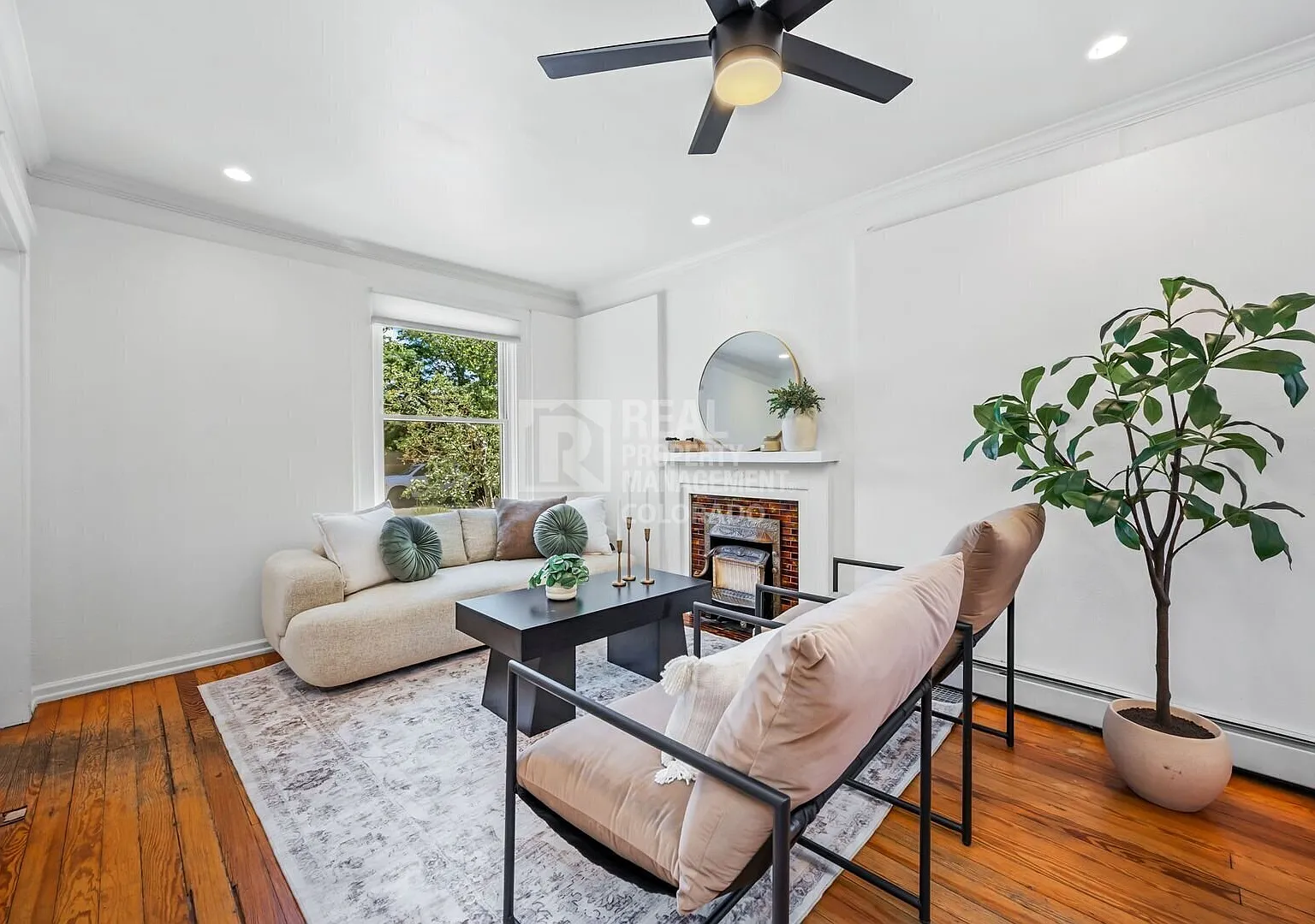 Spacious Platt Park Home with Sun Room, Office & Fenced Yard — Photo 4