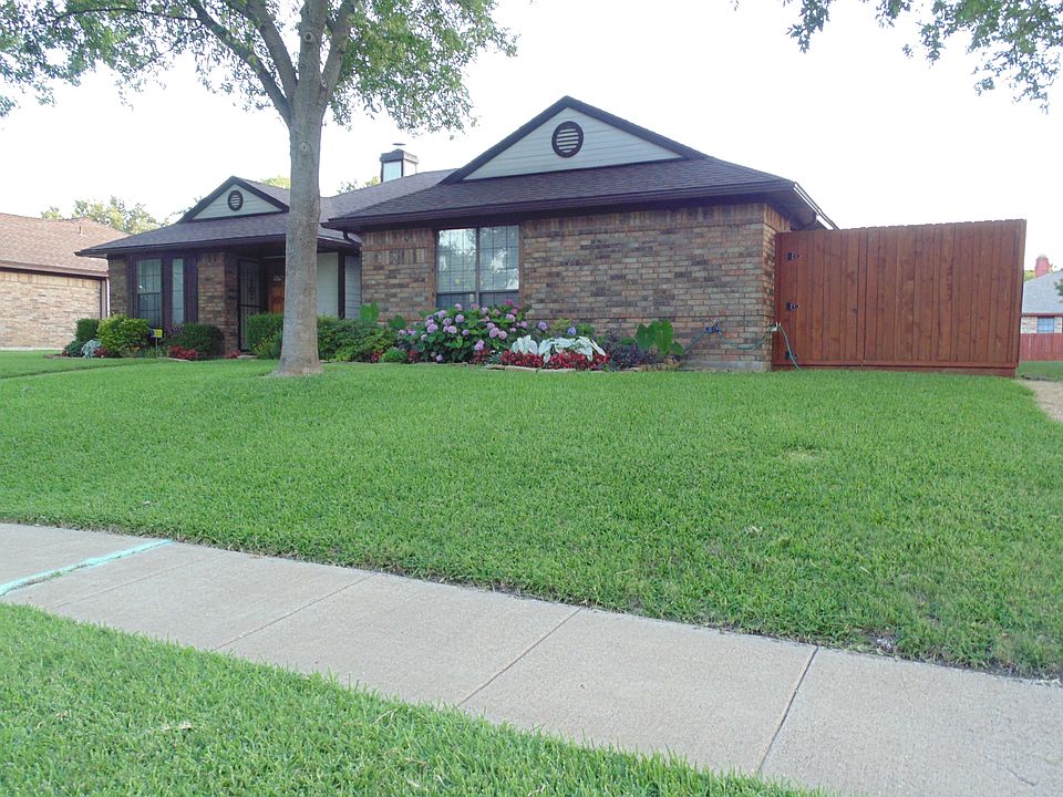1st image of 618 Echo Dr