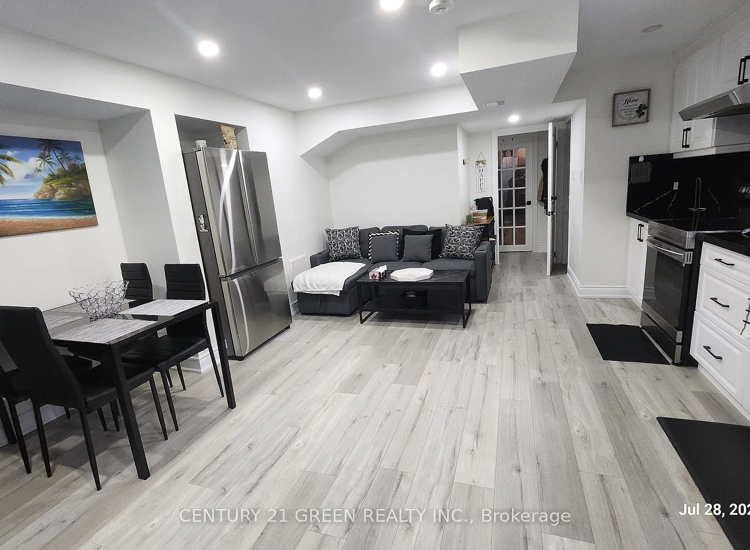 2 bed, $1,800 — Photo 2