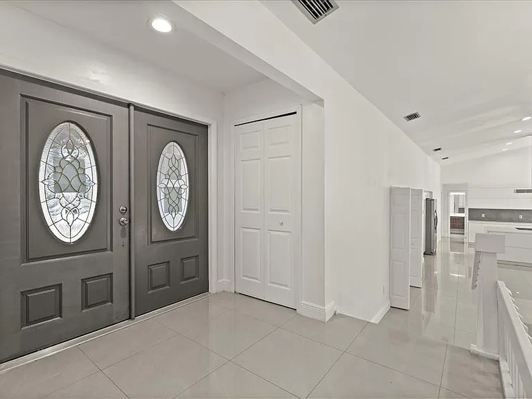 6135 Crystal View Dr — Photo 3