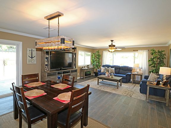 5th image of 521 Black Hills Dr