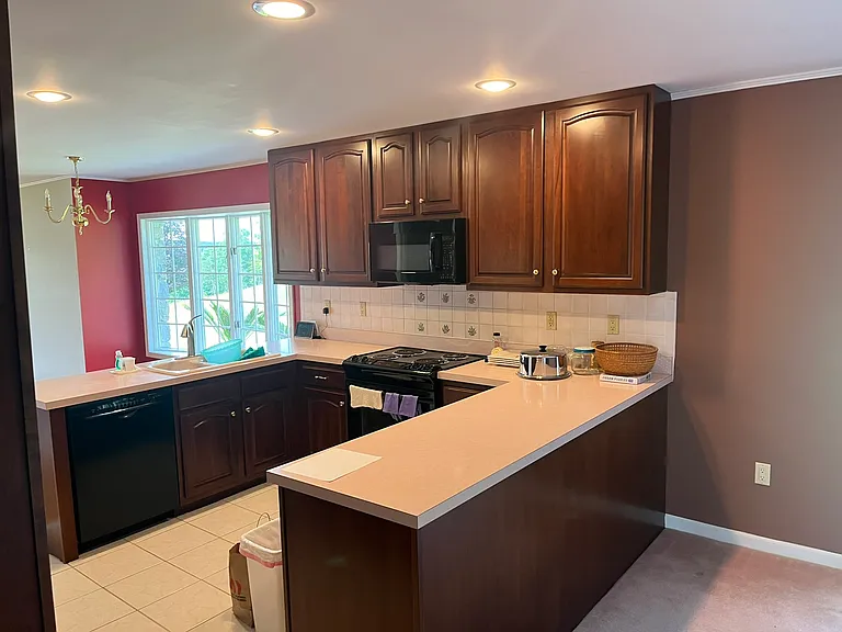 1281 Stony Hill Rd — Photo 7