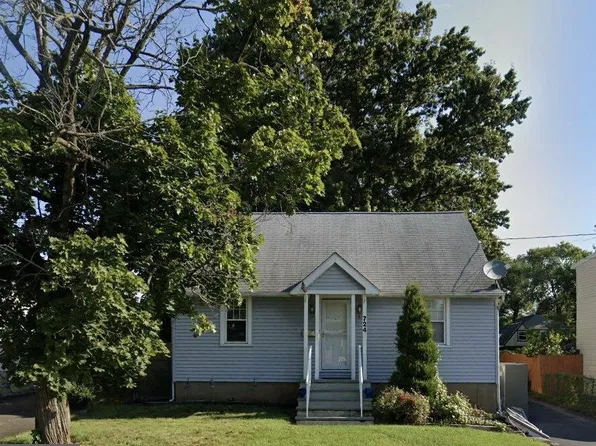 724 Putnam Ave, Lawrence Township, NJ 08648