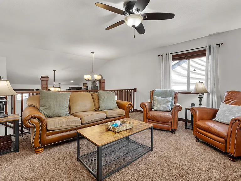 797 Club View Ln — Photo 7