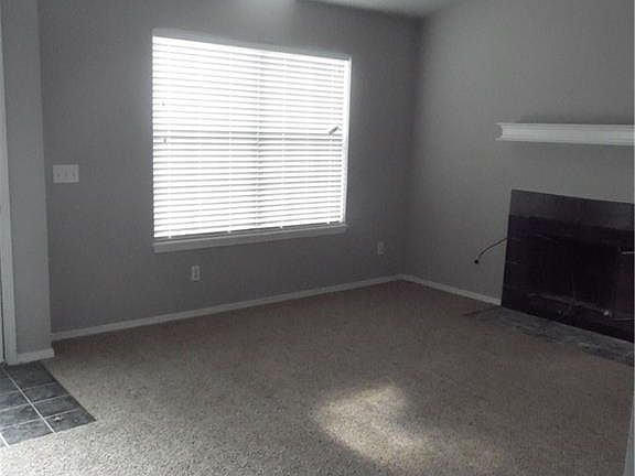 3rd image of 223 SE 16th St