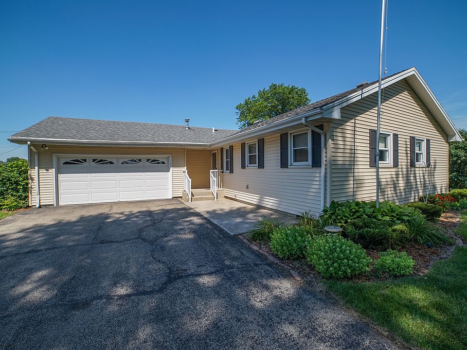 2nd image of 7972 N 2000e Rd