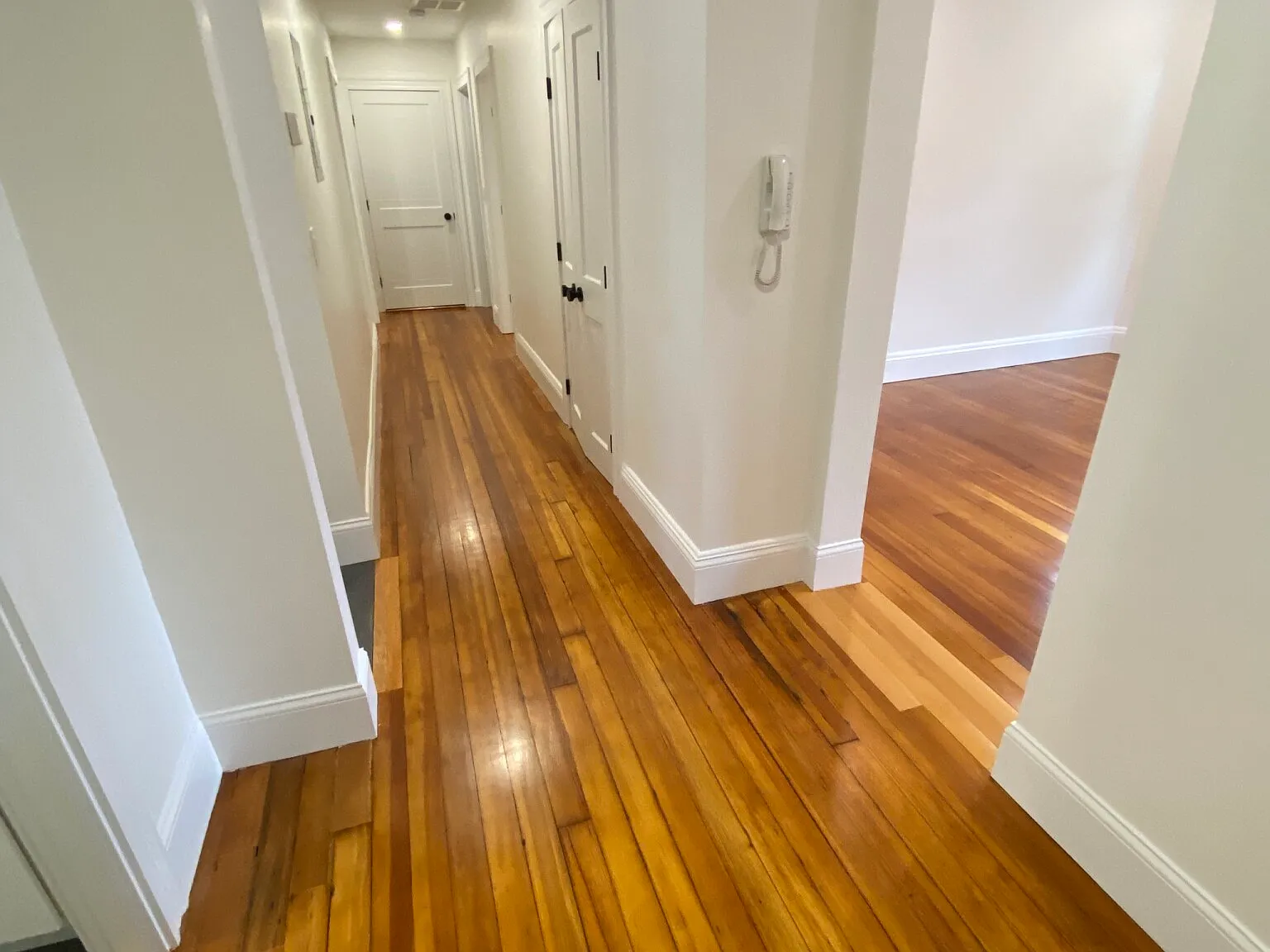 4 bed, 1300 sqft, $6,400 — Photo 3