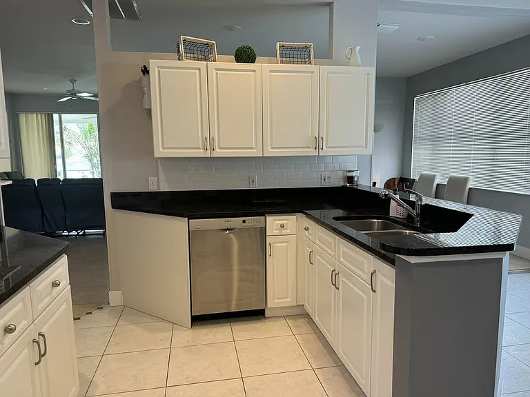 4863 Orange Tree Pl — Photo 13