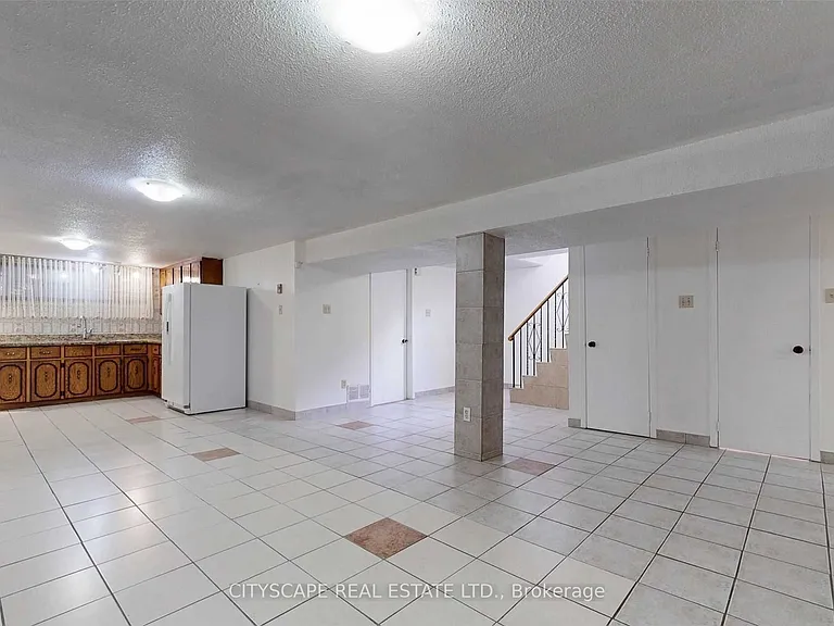 14 Beacon Rd — Photo 6