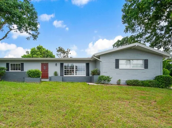 1247 Holiday Dr, Tarpon Springs, FL 34689