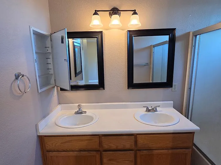 1703 Diablo Creek Dr — Photo 11