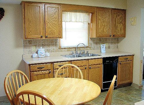 Step Saver Eat-In Kitchen