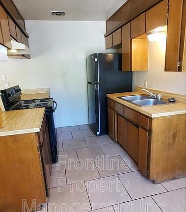 3rd image of 705A North St Unit A
