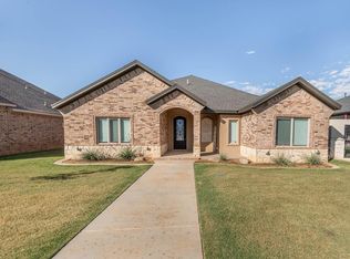 618 Calvin Dr, Wolfforth, TX 79382