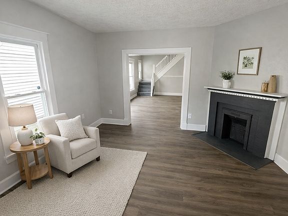 5th image of 613 Jefferson Ave