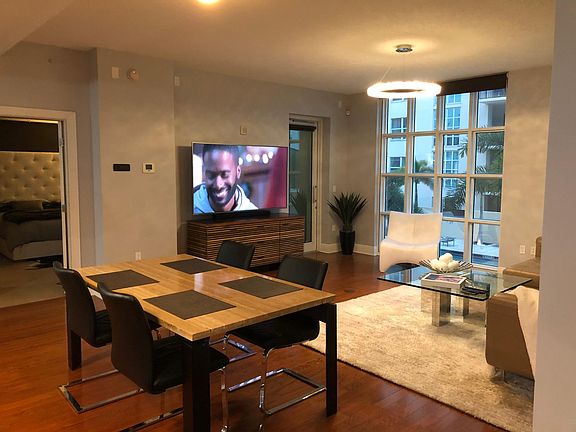 5th image of 1238 E Kennedy Blvd #504S