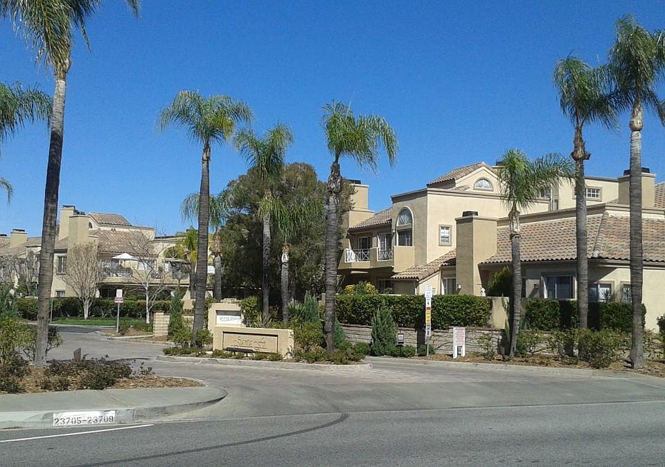 1st image of 23605 Del Monte Dr Unit 260