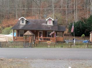 1822 Derby Rd, Appalachia, VA 24216