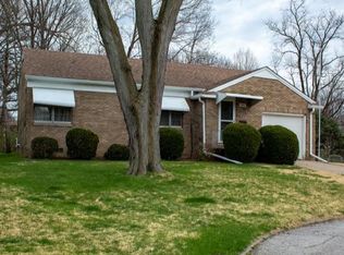 1844 24th Avenue Ct, Moline, IL 61265