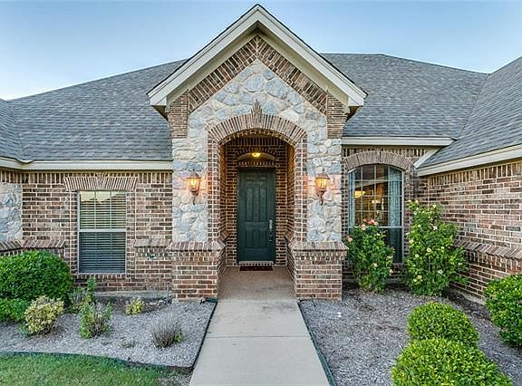 5th image of 6901 Mustang Creek Dr