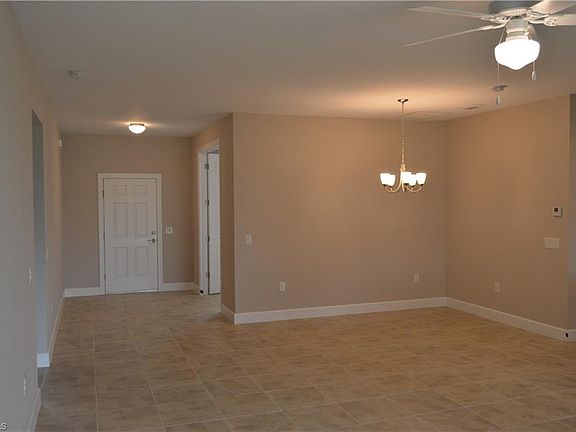 3rd image of 103 NW 29th Pl