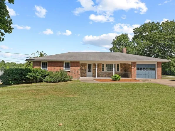 532 Union St, Franklin, MA 02038