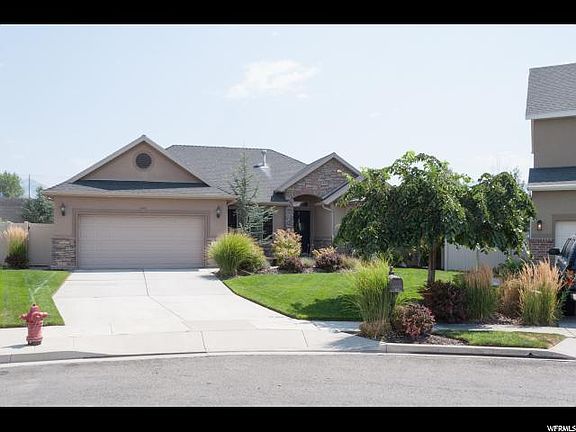 4th image of 2218 N 2270 W