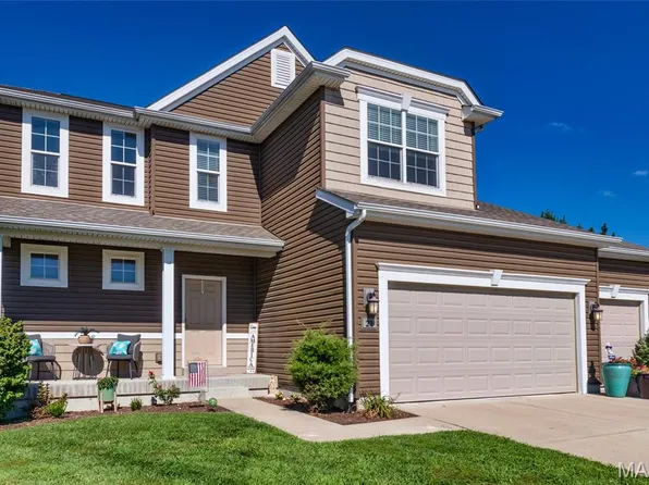 21 Meadow Vista Court St, Peters, MO 63376