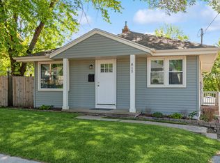 815 Buena Vista Ave, Waukesha, WI 53188