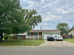 117 Beverly Ave, Newton, KS 67114