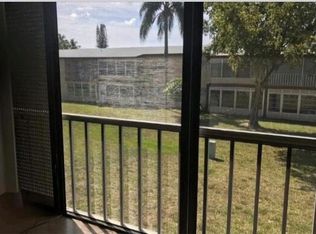 7600 NW 5th Ct APT 208, Pompano Beach, FL 33063