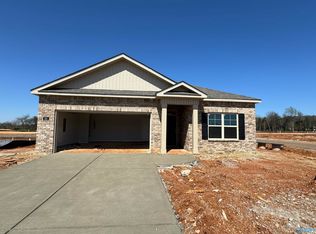 241 Antler Ridge Dr, Huntsville, AL 35811