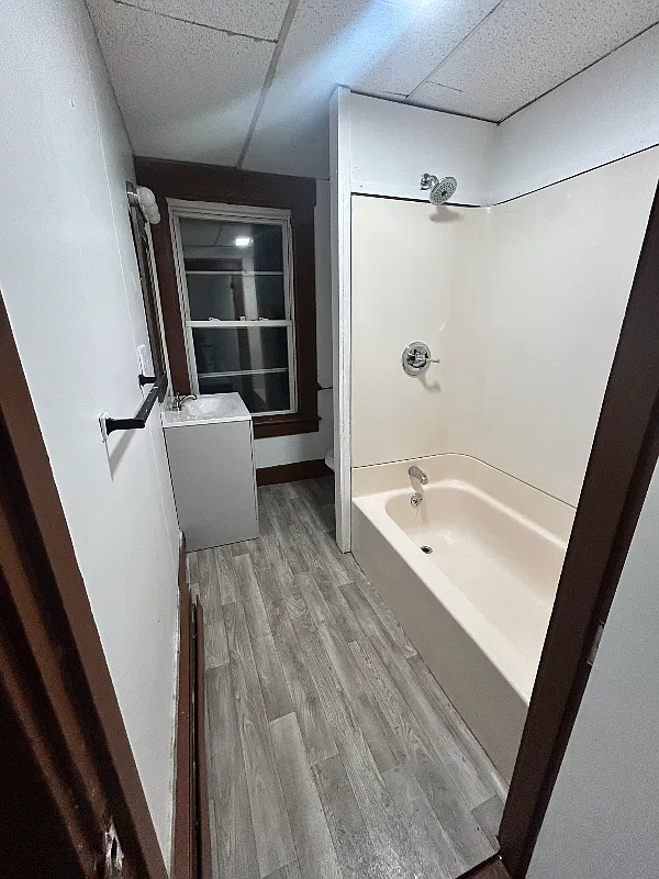 1 bedroom apartment — Photo 1