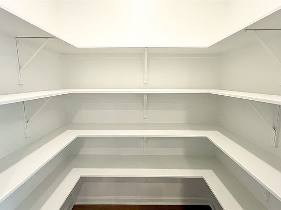 The Crawford- Walk-In Pantry