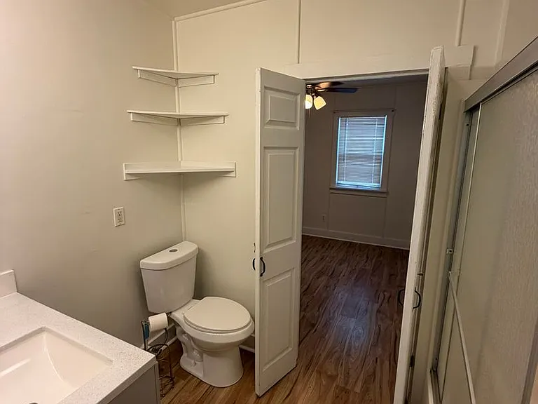 318 Washington St SW — Photo 21