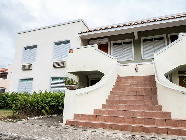180 Palmas Dr — Photo 44