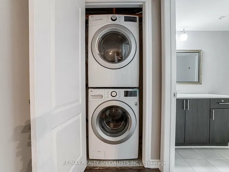 1460 Main St E #311 — Photo 13