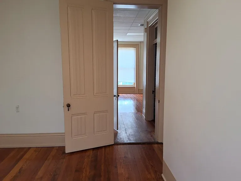 204 N Mulberry St — Photo 13