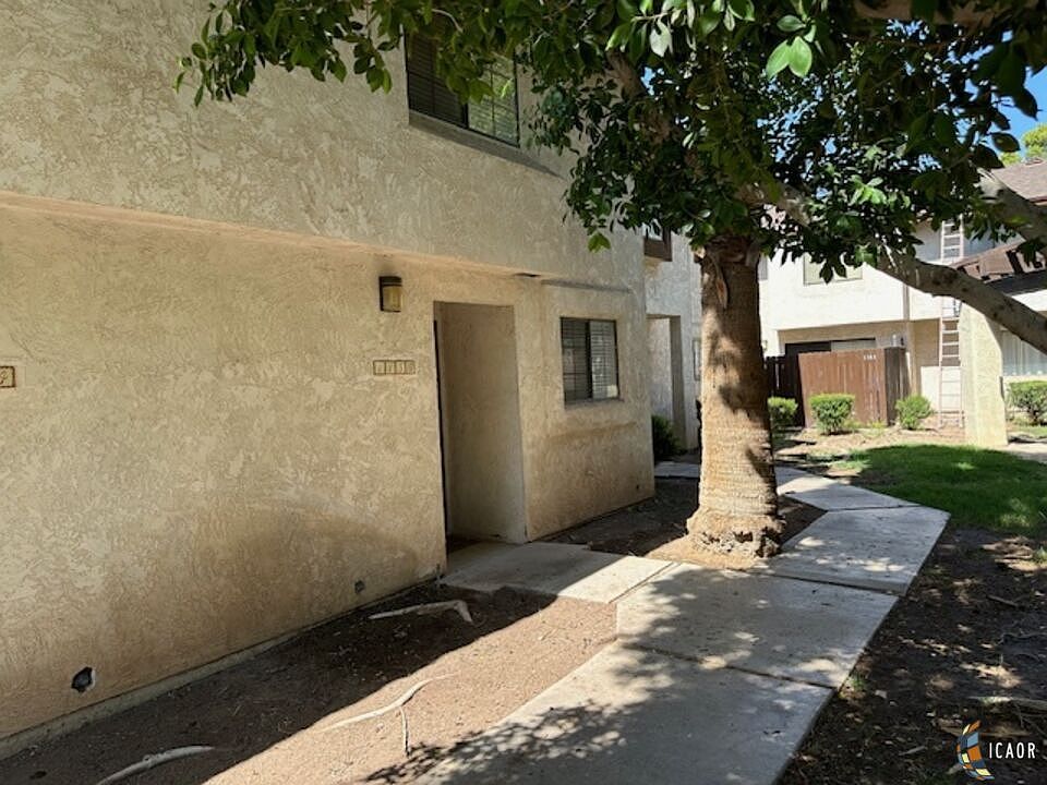 1st image of 1156 S 8th St